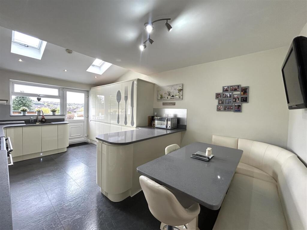 Additional image 10 of Carol Crescent, Halesowen