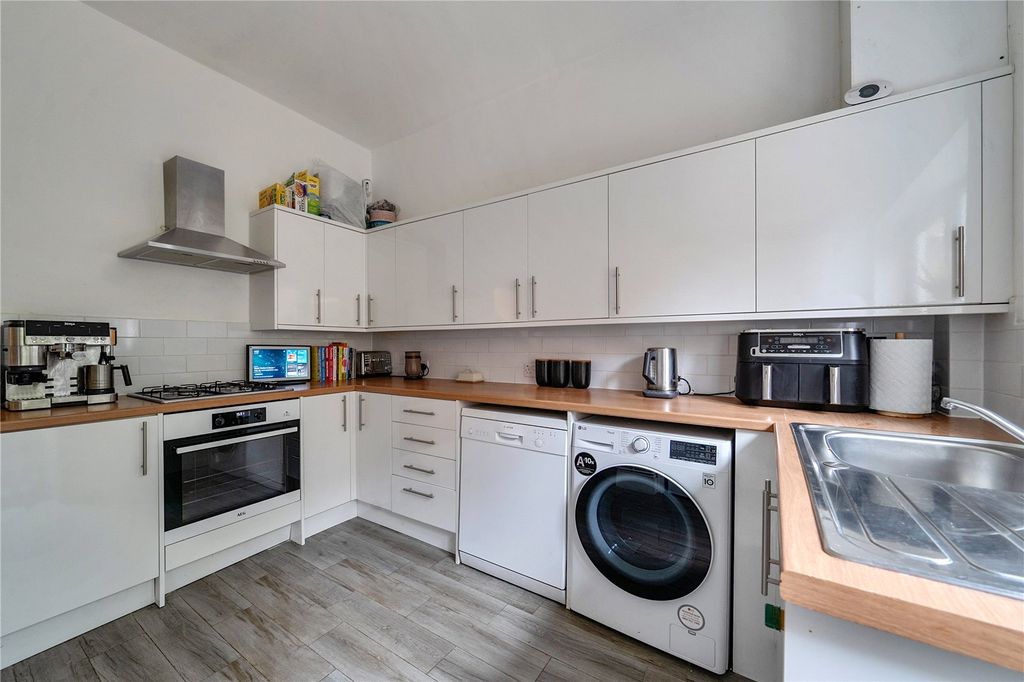 Additional image 26 of 3 bed detached house for saleLondon Road, Camberley, Surrey GU19