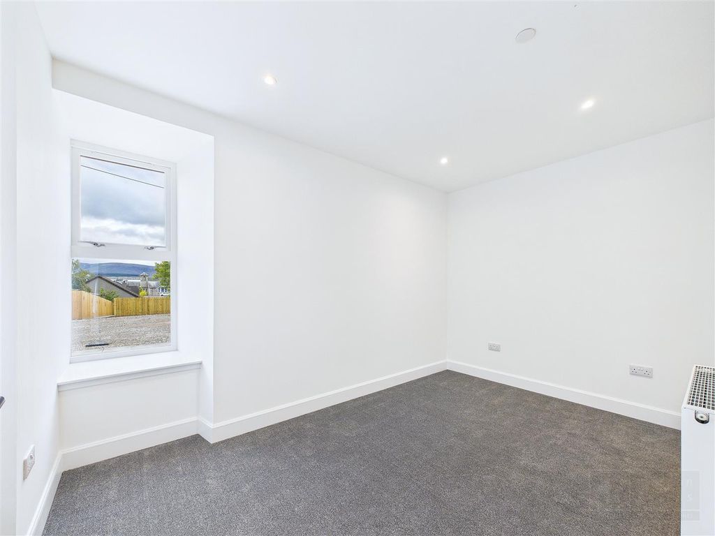 Additional image 11 of 2 bed flat for saleGarden Apartment 1, Stonefield House, The Square, Grantown On Spey PH26