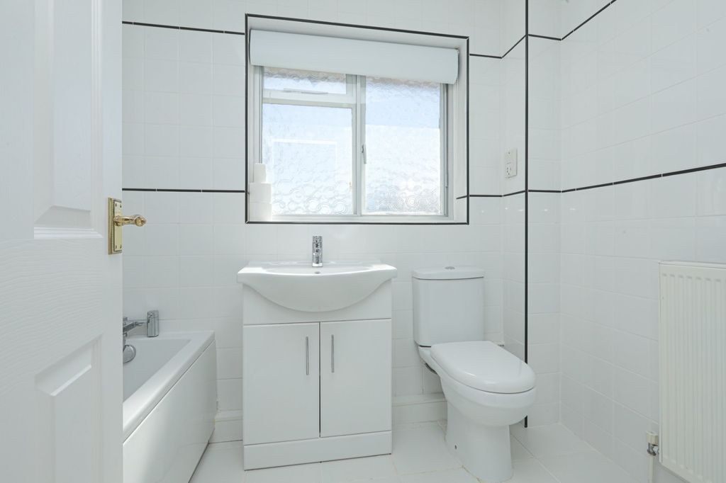 Additional image 17 of 4 bed detached house for saleThe Parade, Birchington, Kent CT7