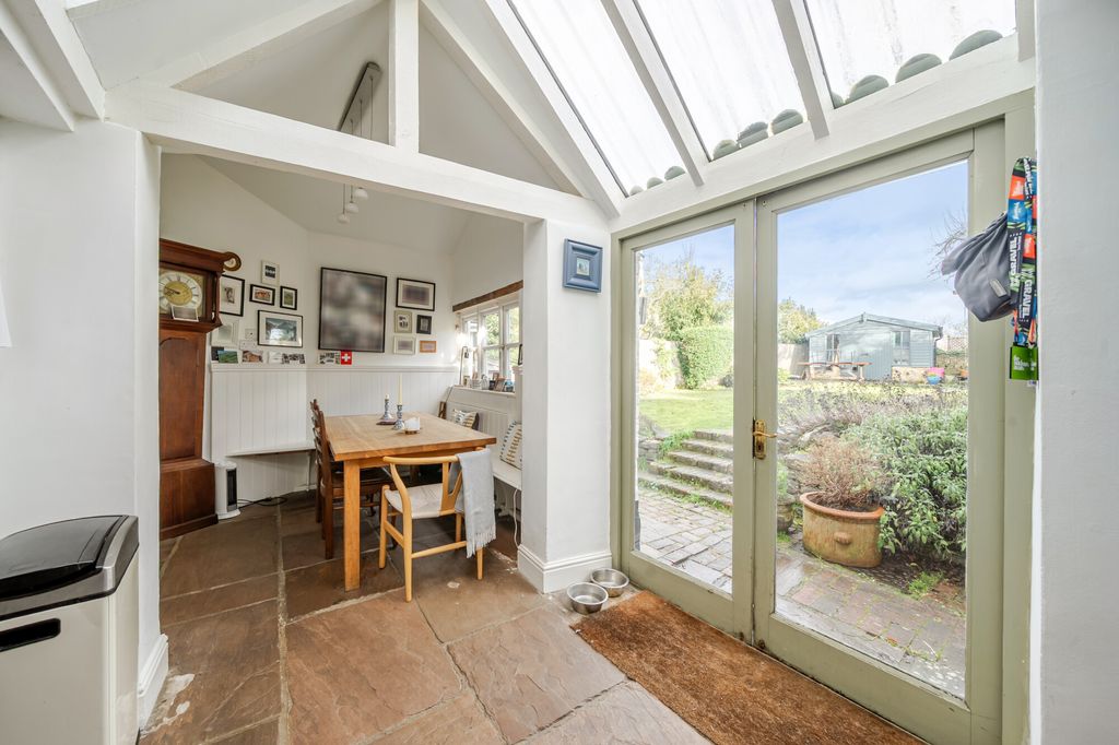 Additional image 3 of 4 bed detached house for saleHigh Street, Abingdon OX14