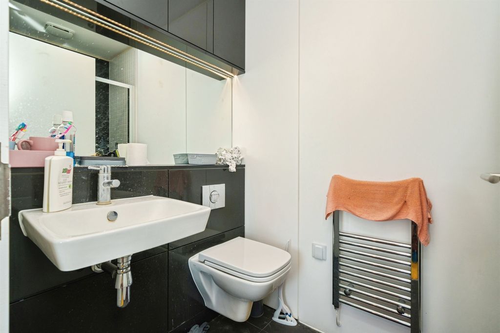 Additional image 9 of 4 bed property for saleRedbridge Quay, Birkenhead CH41