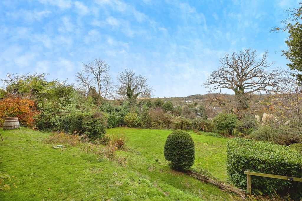 Additional image 3 of 7 bed detached house for saleCambridge Road, Aldershot, Hampshire GU11
