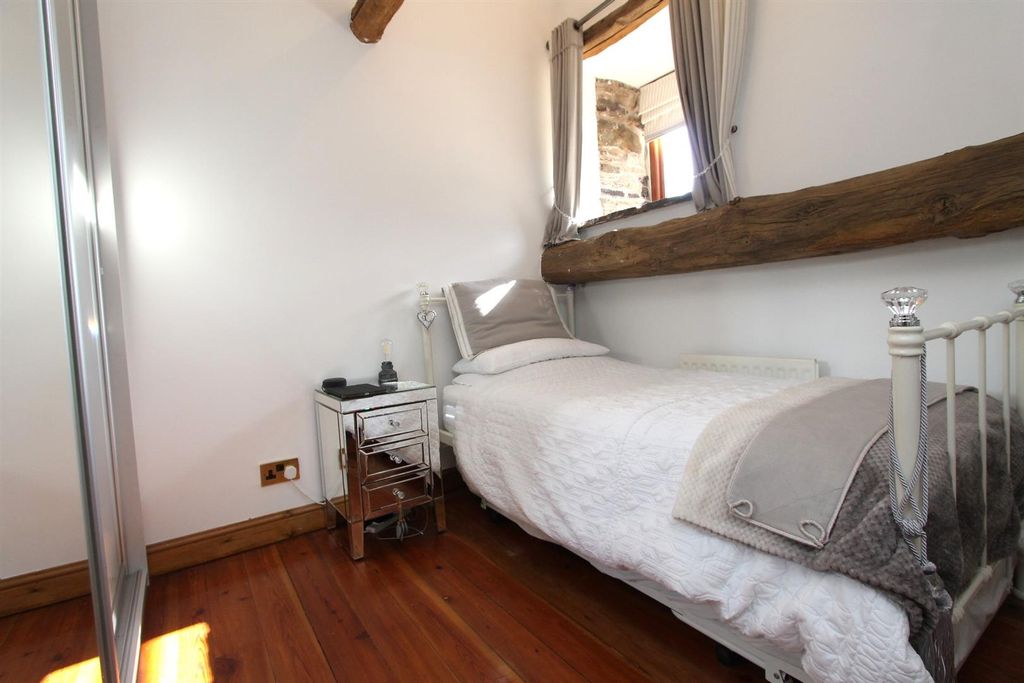 Additional image 26 of 4 bed barn conversion for saleHay Green Lane, Birdwell, Barnsley S70