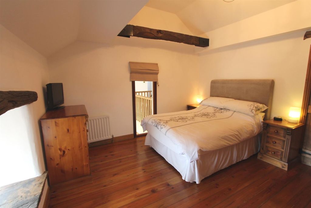 Additional image 24 of 4 bed barn conversion for saleHay Green Lane, Birdwell, Barnsley S70