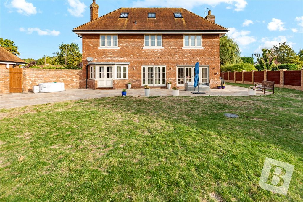 Additional image 8 of 5 bed detached house for saleSt. Marys Lane, Upminster RM14