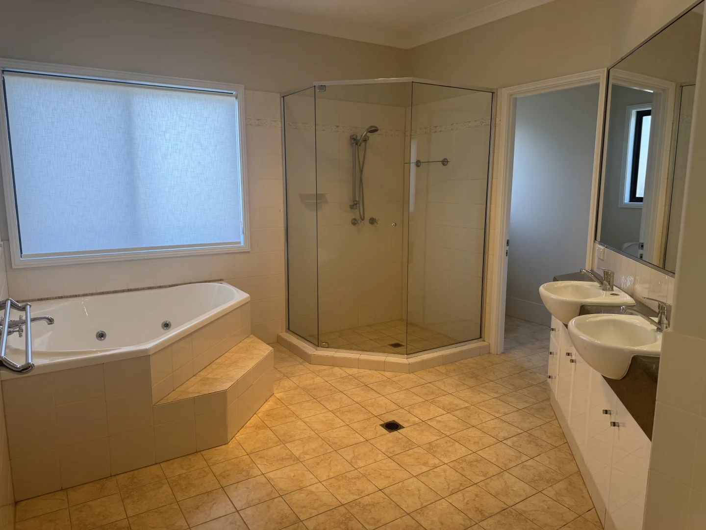 30 Lancewood Circuit, Robina QLD 4226 photo 5