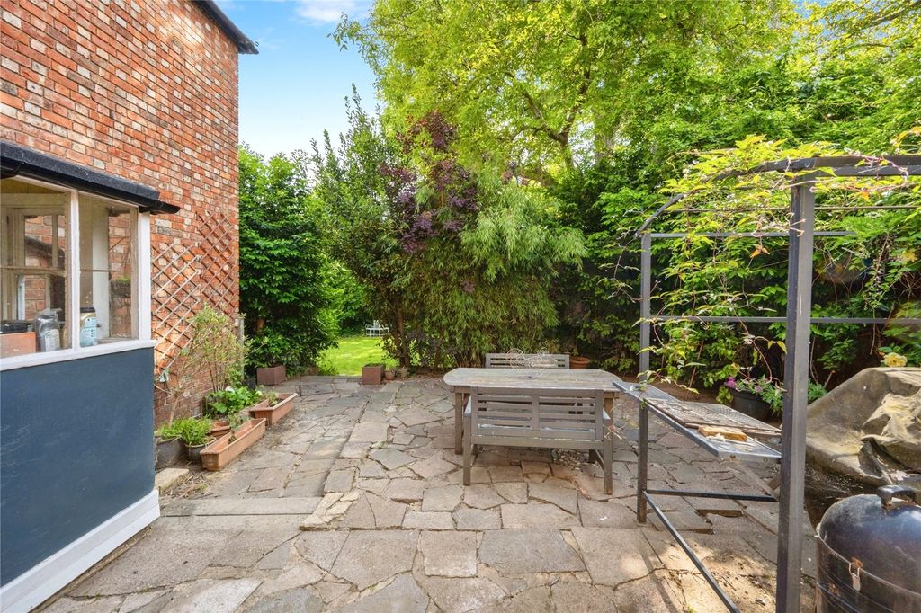 Additional image 28 of 11 bed detached house for saleLansdowne Road, Bedford, Bedfordshire MK40