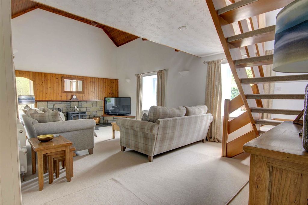 Additional image 9 of 6 bed detached house for saleIvy Cottage, Church Street, Ardgay, Nr Tain, Sutherland IV24