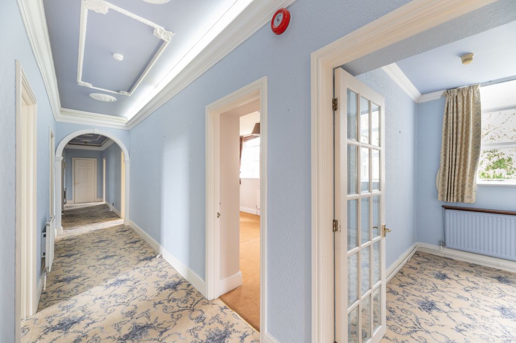 Additional image 7 of 4 bed flat for saleLady Lane, Bingley, West Yorkshire BD16