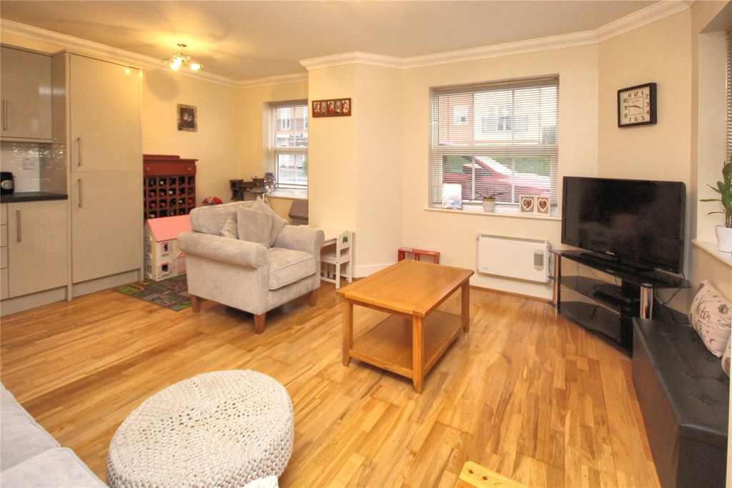 Additional image 6 of 2 bed flat for saleWoking, Surrey GU21
