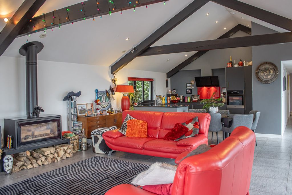 Additional image 10 of 4 bed farm for saleMeinciau, Kidwelly SA17