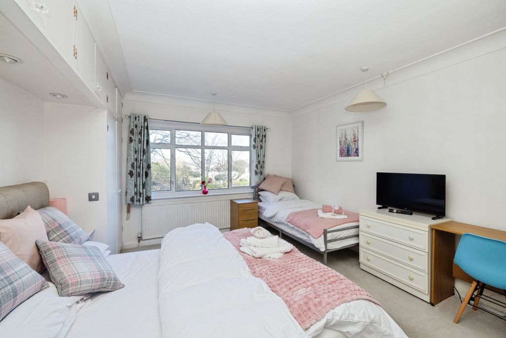 Additional image 24 of 5 bed detached house for saleSouthend Road, Beckenham BR3