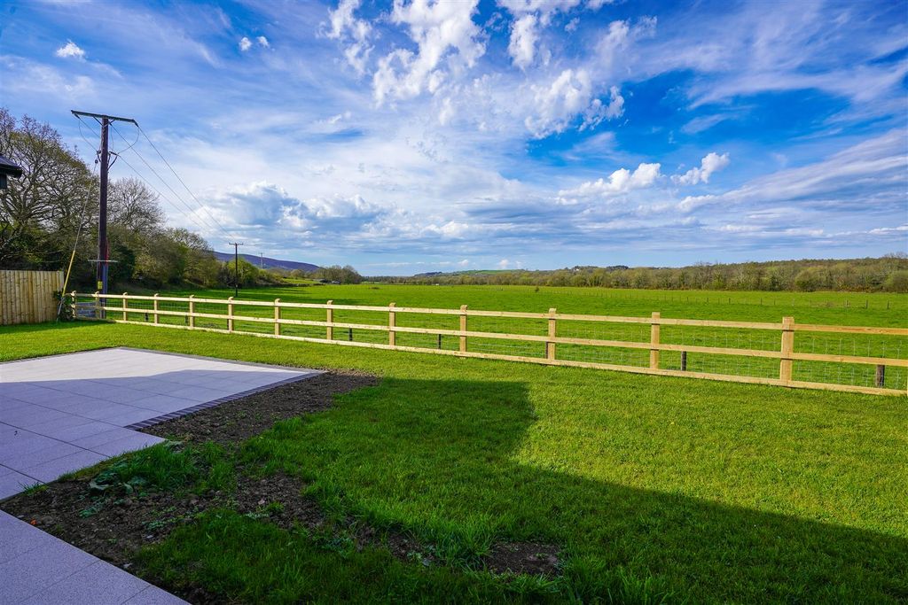 Additional image 21 of 3 bed detached bungalow for saleGolwg Y Garreg Las, Ammanford SA18