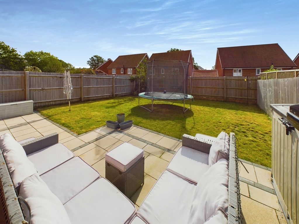 Additional image 2 of 4 bed detached house for saleRhodes Way, Billingshurst RH14