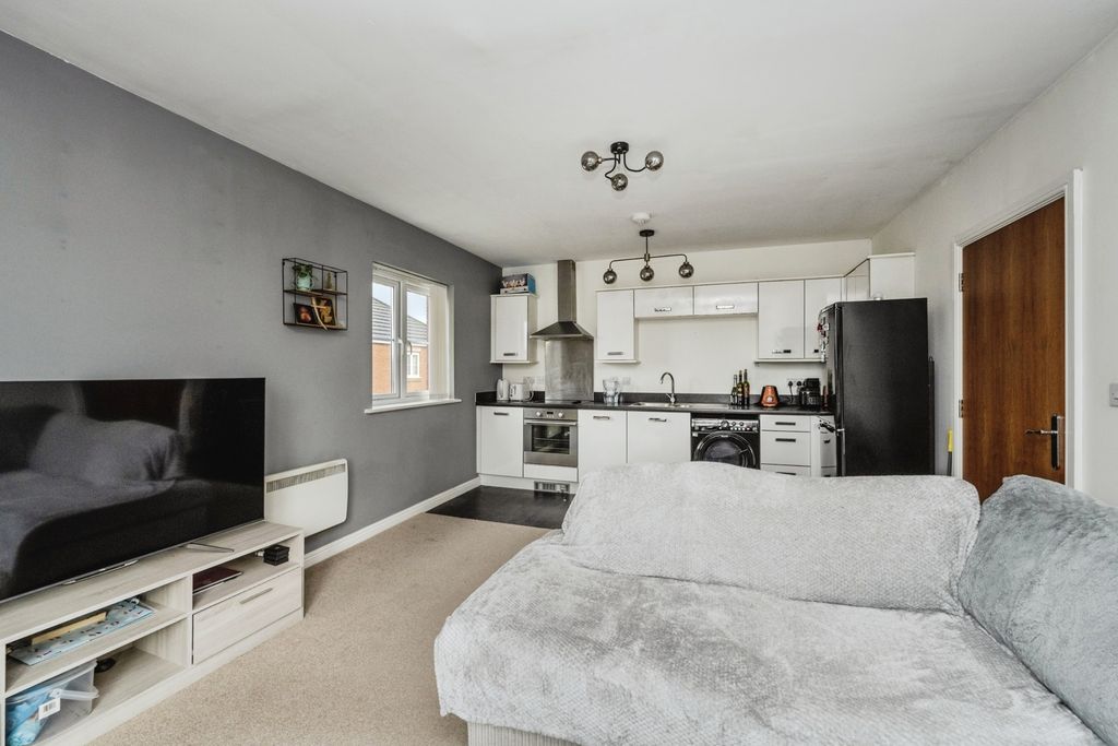 Additional image 8 of 2 bed flat for saleMoorland Green, Gorseinon, Swansea SA4