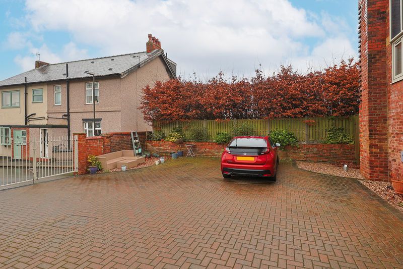 Additional image 21 of 2 bed flat for saleMaple Court, Avenue Road, Chesterfield S41