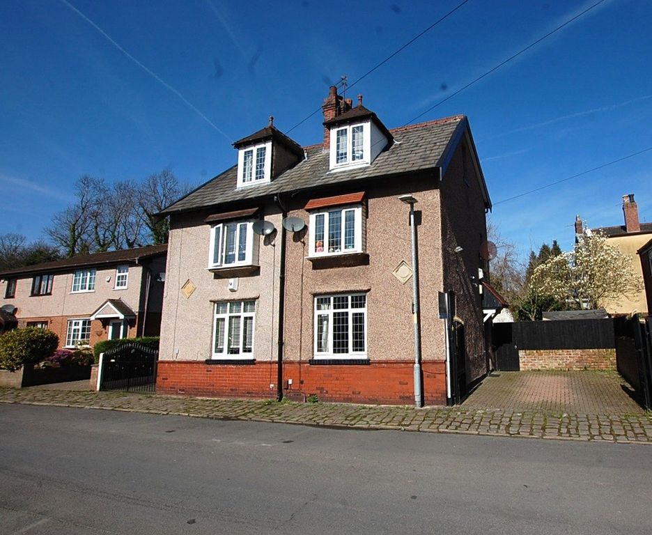 3 bed semi-detached house for saleCurrier Lane, Ashton-Under-Lyne, Greater Manchester OL6