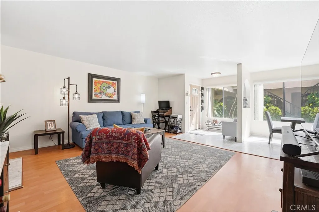 Additional image 15 of 800 Termino Avenue Unit 5, Long Beach, CA 90804