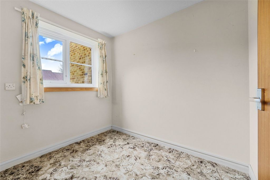 Additional image 6 of 2 bed maisonette for saleDe Havilland Way, Abbots Langley, Hertfordshire WD5