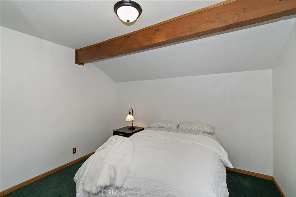 Additional image 56 of 843 Victoria Ln, Sugarloaf, CA 92386