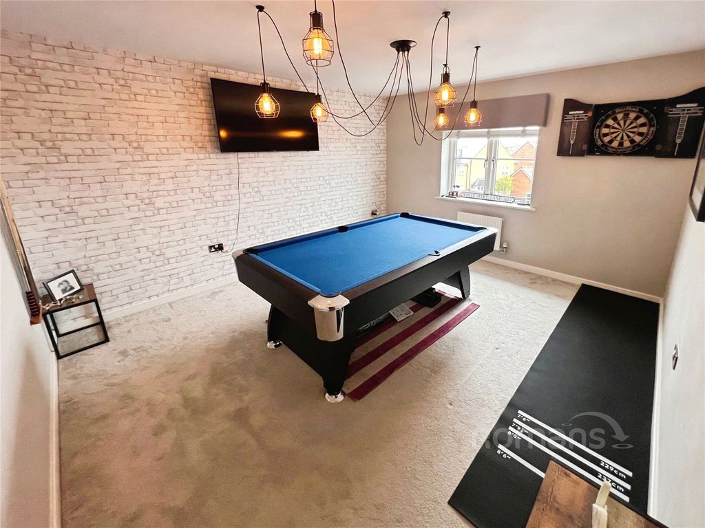 Additional image 7 of 5 bed town house for saleFrench Drive, Wellesley, Aldershot GU11