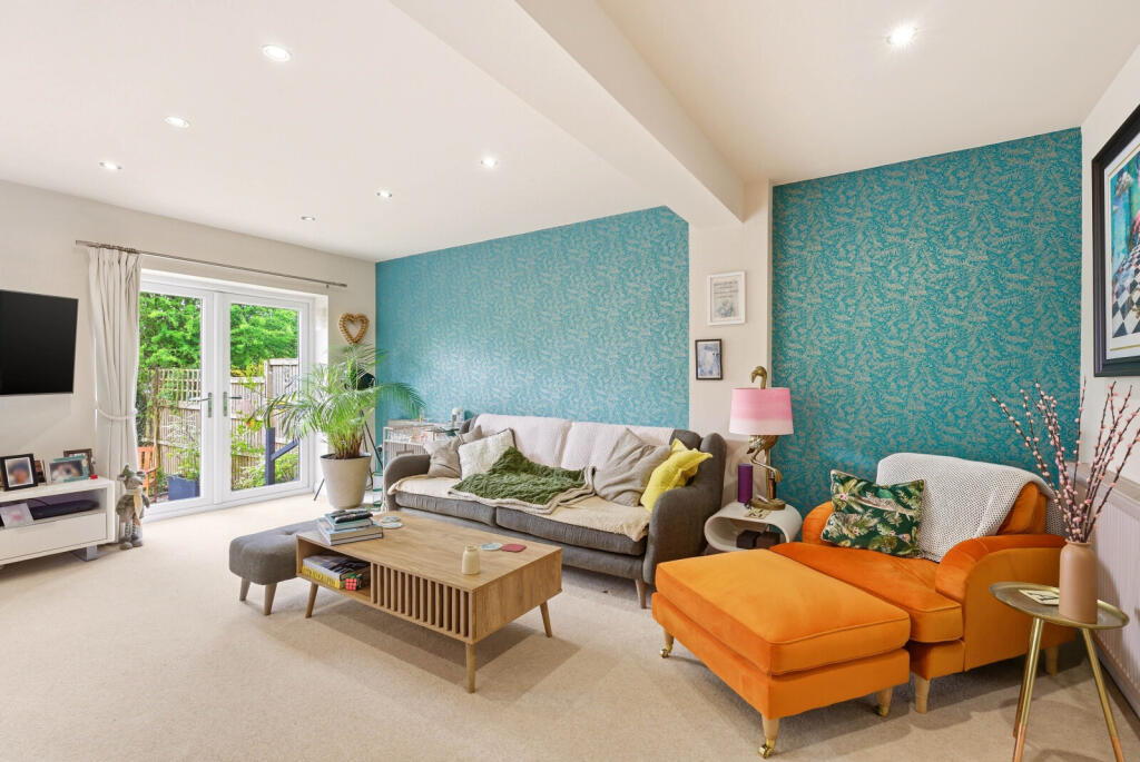 Additional image 5 of Aysgarth Road, Redbourn, St. Albans, Hertfordshire, AL3