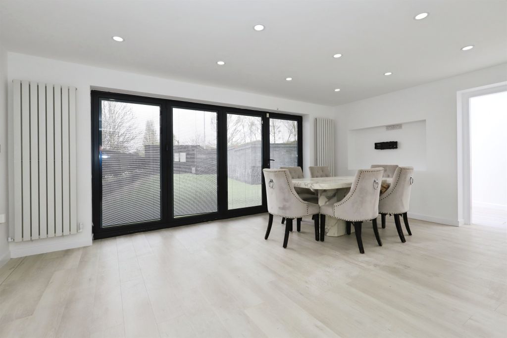 Additional image 6 of 3 bed detached house for saleBaobab Drive, Bilston WV14