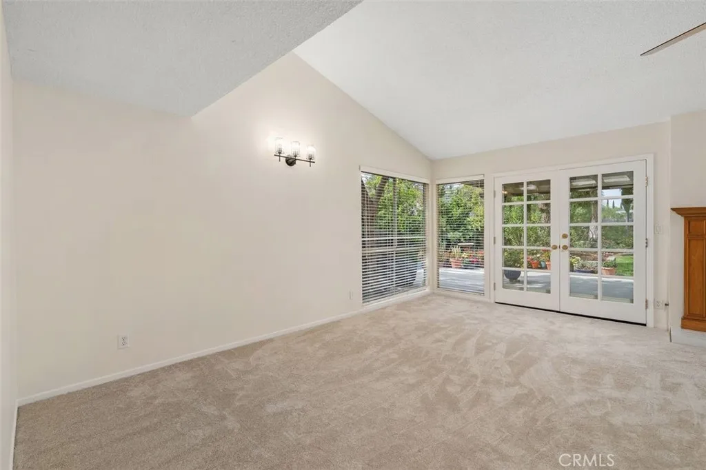 Additional image 59 of 24133 Albers Street, Woodland Hills, CA 91367