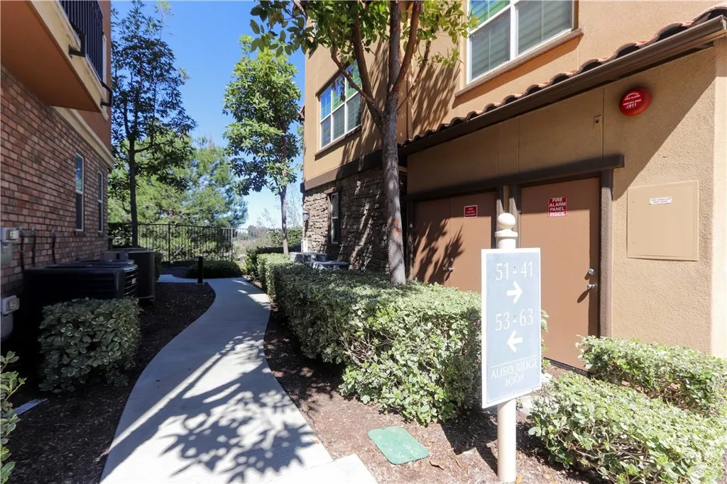 47 Aliso Ridge Loop, Mission Viejo, CA 92691 photo 5