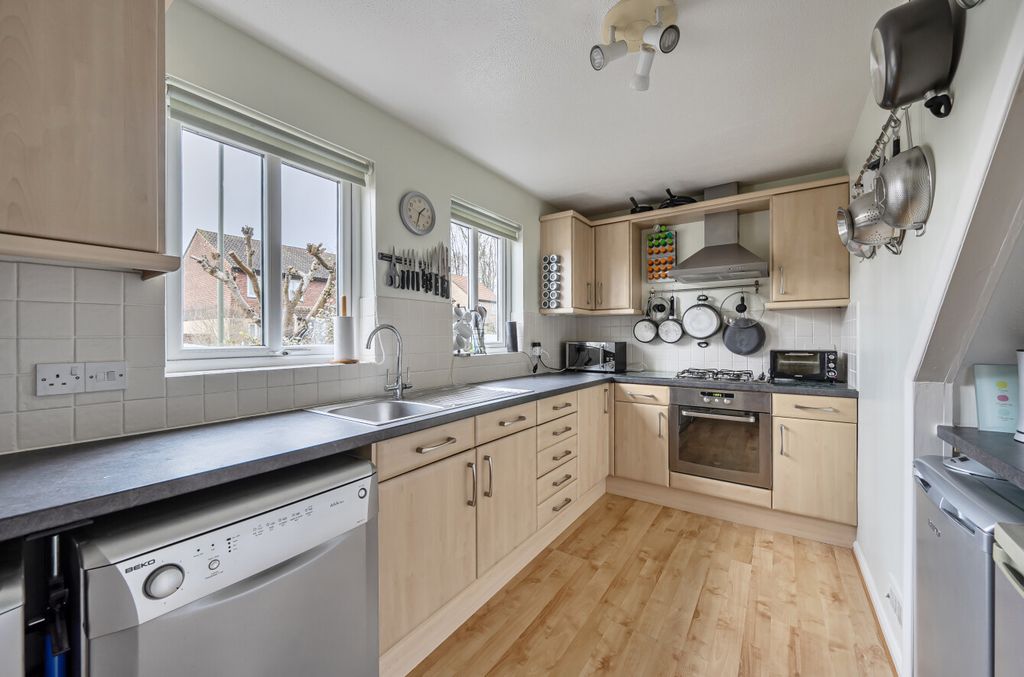 Additional image 2 of 3 bed link detached house for saleWoking, Surrey GU21