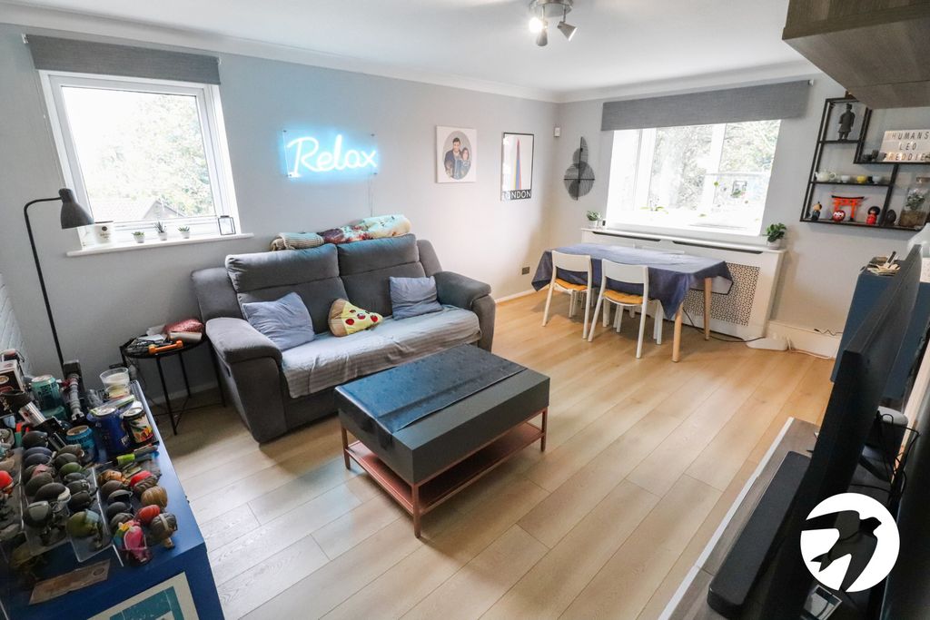 Additional image 2 of 2 bed flat for saleHeathdene Drive, Belvedere DA17
