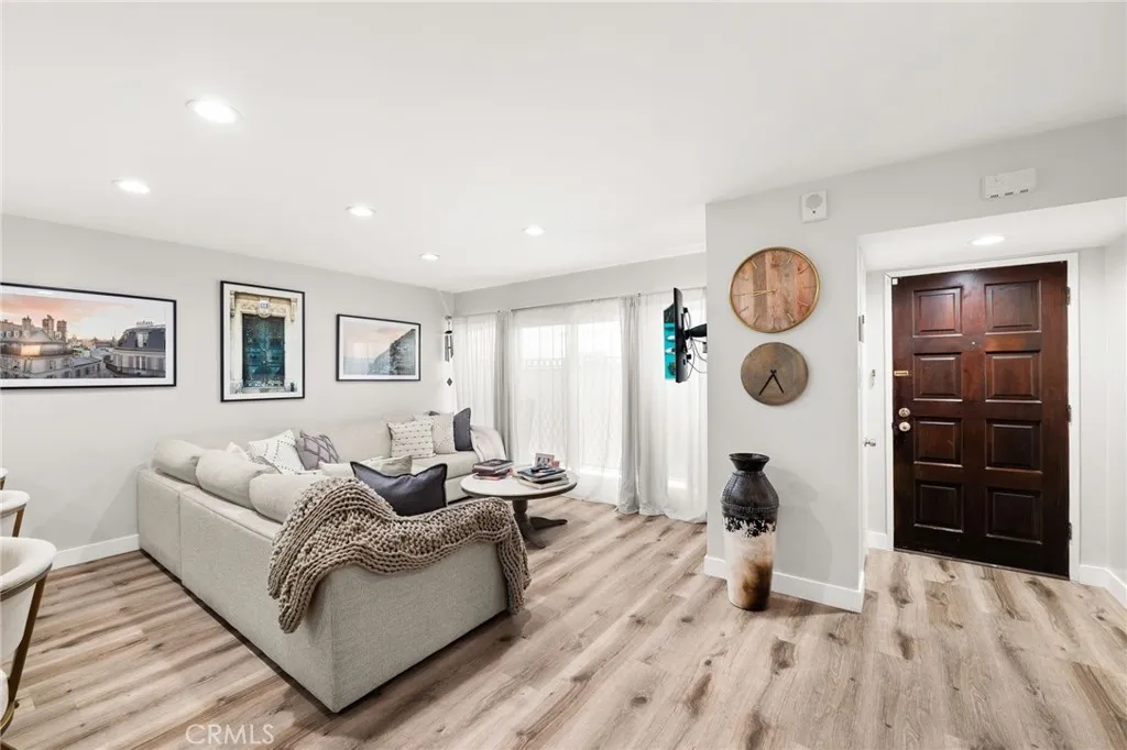 Additional image 8 of 4950 Louise Ave Unit 304, Encino, CA 91316