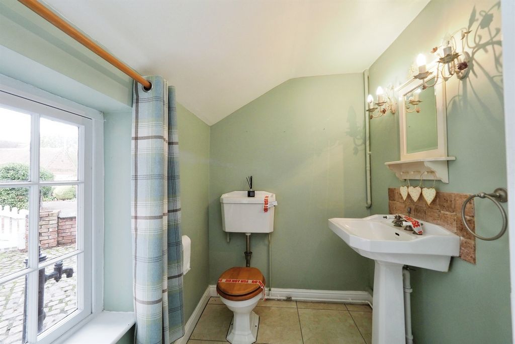 Additional image 14 of 5 bed detached house for saleMain Street, Hemington, Derby DE74