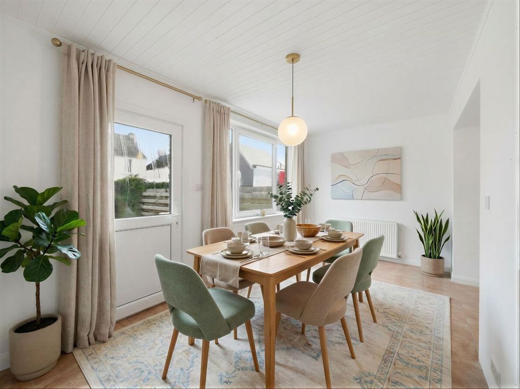 Additional image 5 of 3 bed semi-detached house for sale16 Juniper Avenue, Juniper Green, Edinburgh EH14