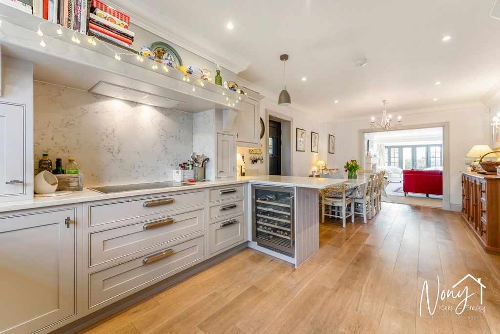 Additional image 6 of 4 bed detached house for saleStiles Yard, Alresford SO24