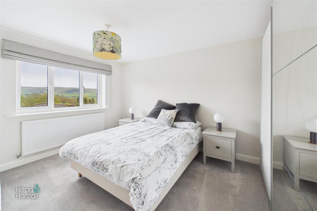 Additional image 18 of Applecross Drive, Burnley