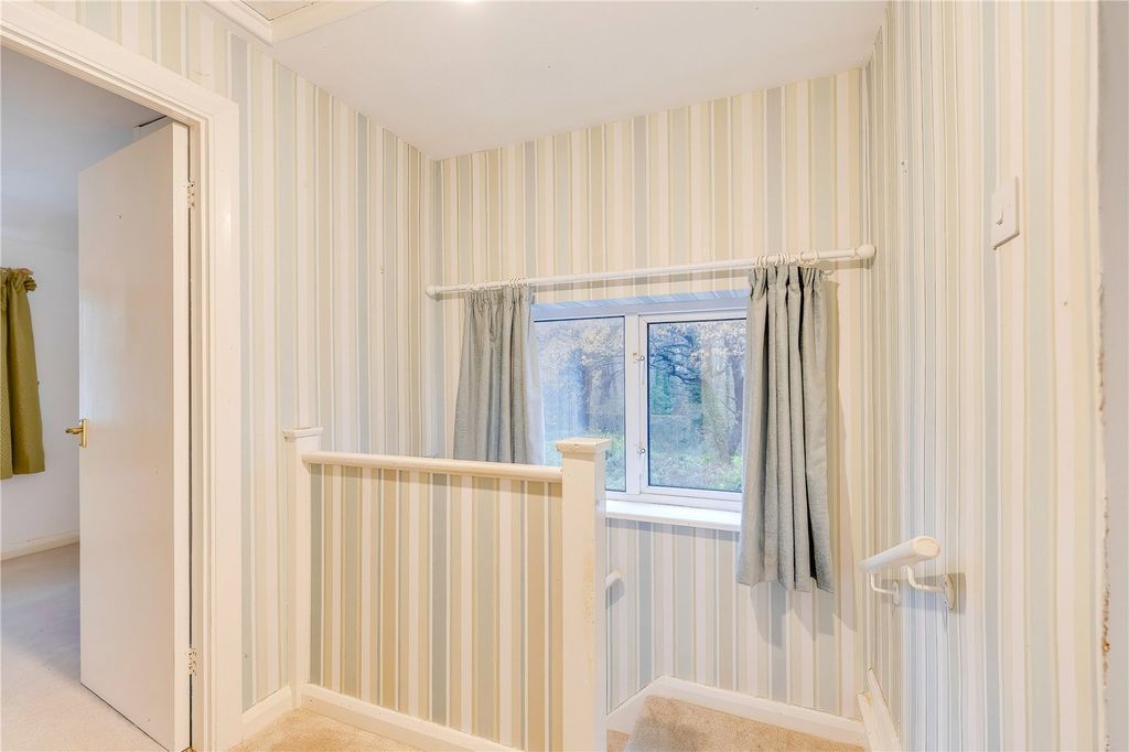Additional image 13 of 3 bed semi-detached house for saleOrmonde Close, Penylan, Cardiff CF23