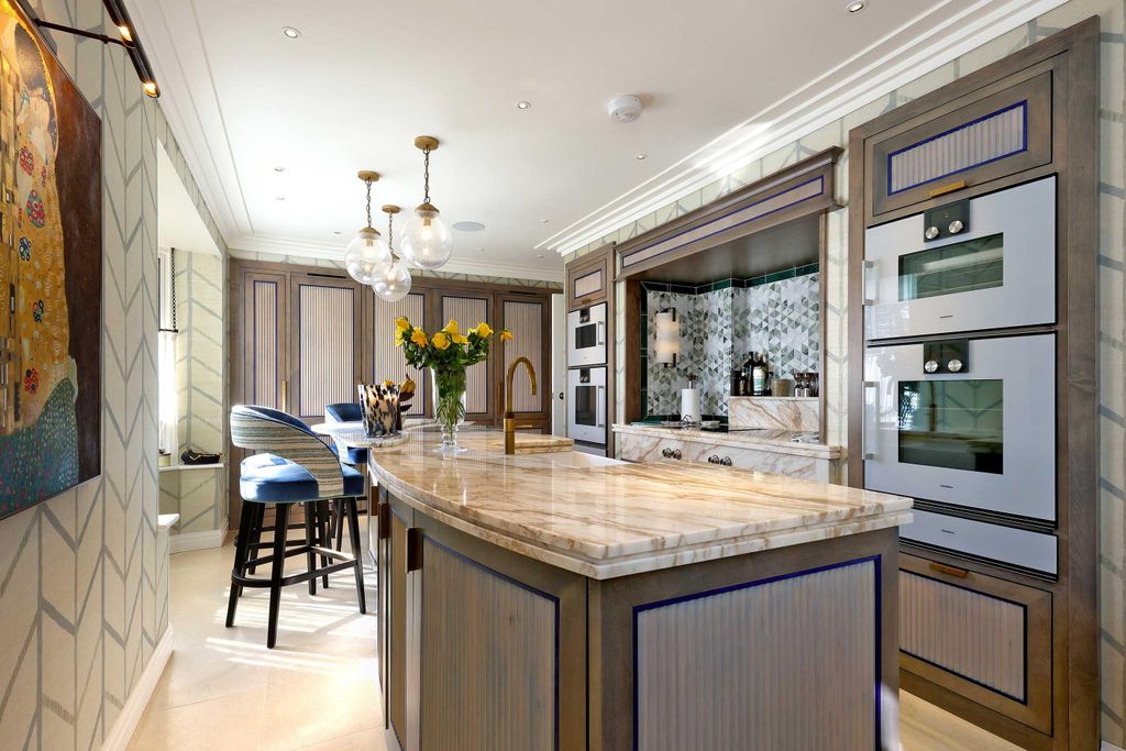 Additional image 6 of 5 bed detached house for saleShootersway Lane, Berkhamsted, Hertfordshire HP4