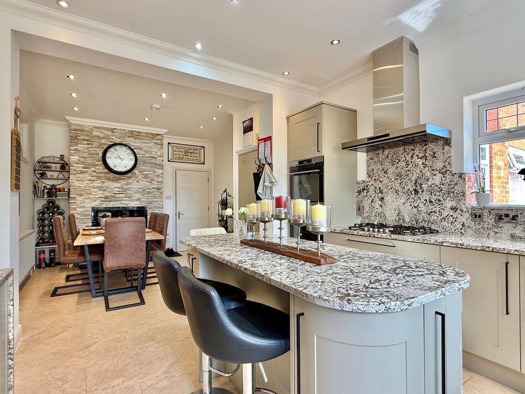 Additional image 9 of 7 bed detached house for salePotmans Lane, Bexhill On Sea TN39