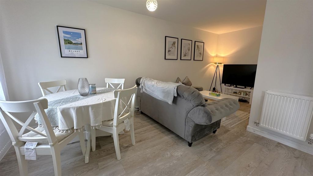 Additional image 7 of 1 bed flat for saleNine Elms Road, Strichley, Birmingham B30