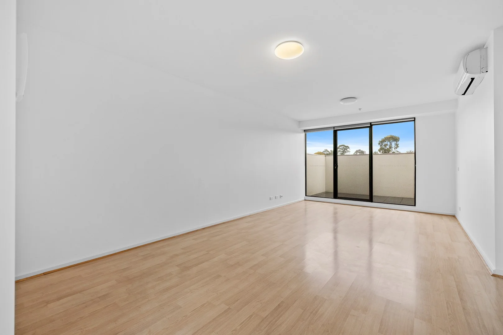 310/300 Middleborough Road, Blackburn VIC 3130