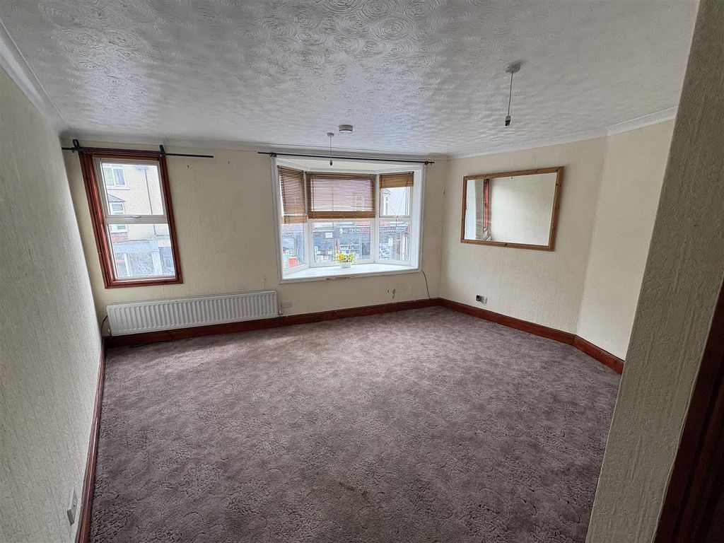 Additional image 11 of 2 bed flat for saleGreenfield Road, Colwyn Bay LL29