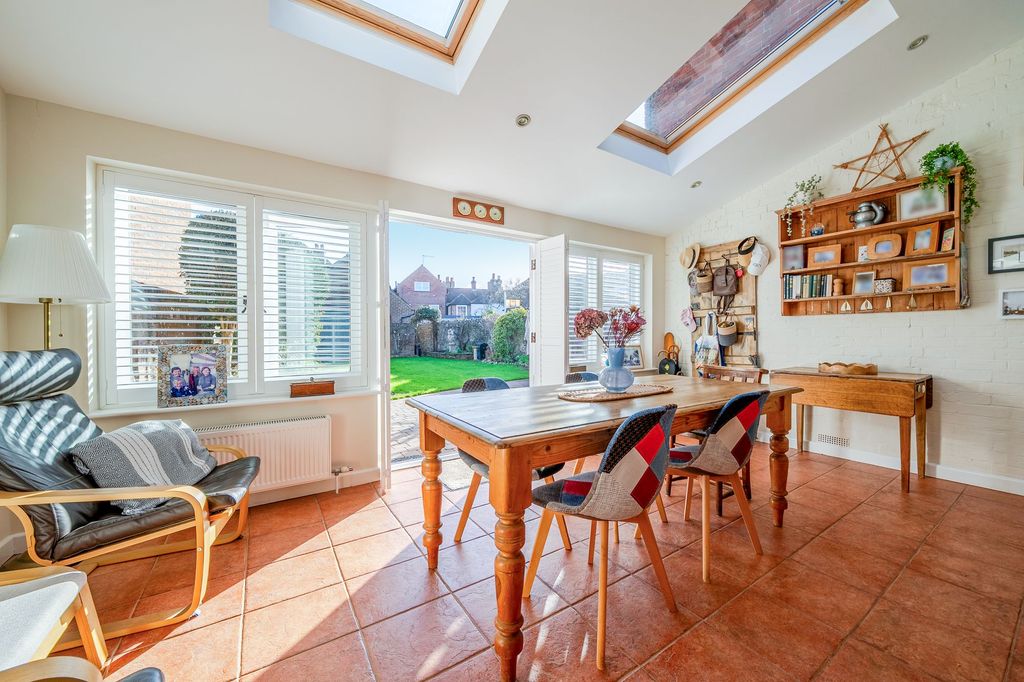 Additional image 9 of 4 bed detached house for saleHigh Street, Emsworth PO10