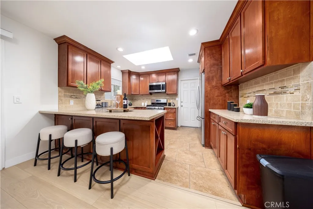 Additional image 10 of 237 W Loma Alta Dr, Altadena, CA 91001