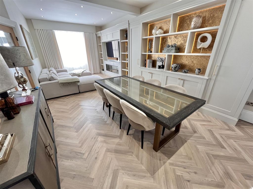 Additional image 3 of 3 bed property for saleHeyes Lane, Alderley Edge SK9