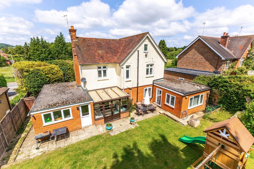 Additional image 18 of 4 bed detached house for saleBasingstoke Road, Alton GU34