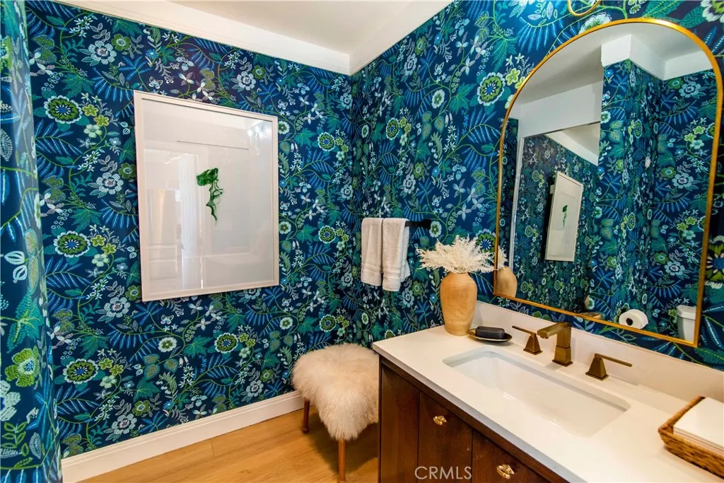 Additional image 42 of 10816 Calvert St, North Hollywood, CA 91606