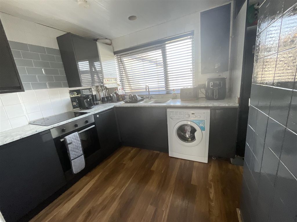 Additional image 9 of 2 bed flat for saleHigh Street, Llanelli SA15