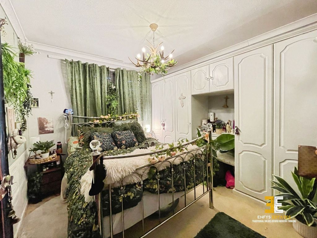 Additional image 7 of 2 bed flat for saleShamrock Court, Deganwy, Conwy LL31
